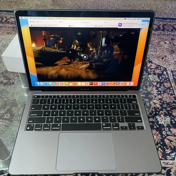 Mac book air..